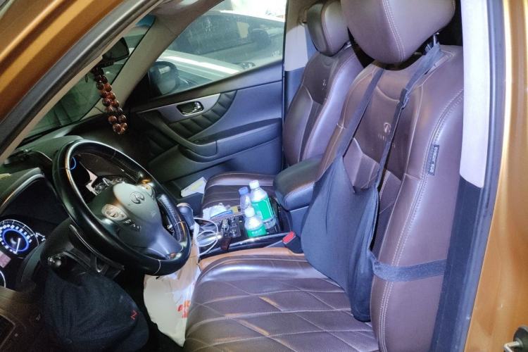 Used Infiniti QX70 2013 3.7L Standard Edition Left Front Seat