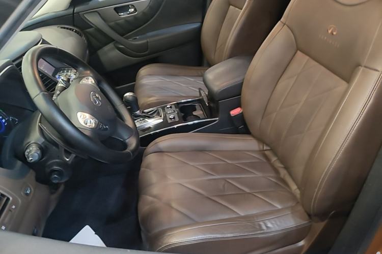 Used Infiniti QX70 2013 3.7L Standard Edition Left Front Seat