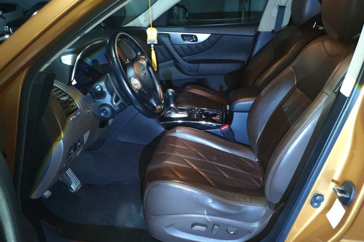 Used Infiniti QX70 2013 3.7L Standard Edition Left Front Seat