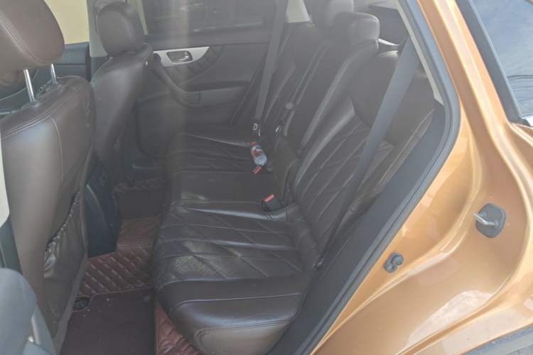 Used Infiniti QX70 2013 3.7L Standard Edition Left Rear Seat