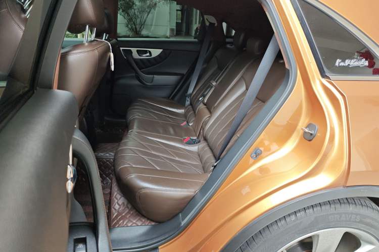 Used Infiniti QX70 2013 3.7L Standard Edition Left Rear Seat