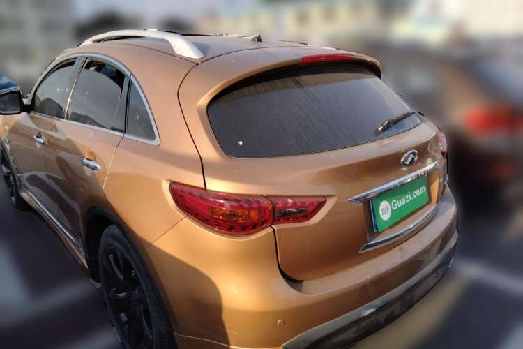 Used Infiniti QX70 2013 3.7L Supreme Edition Rear Left 45 Deg