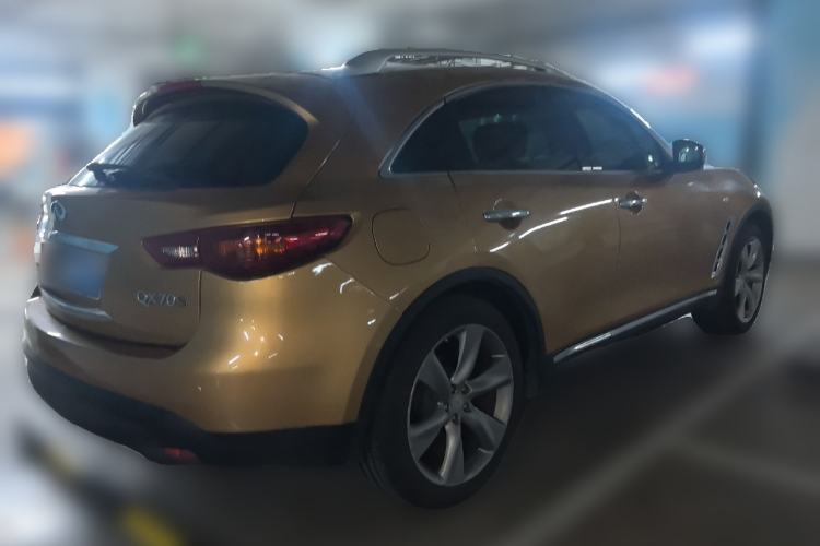 Used Infiniti QX70 2013 3.7L Standard Edition Rear Right 45 Deg