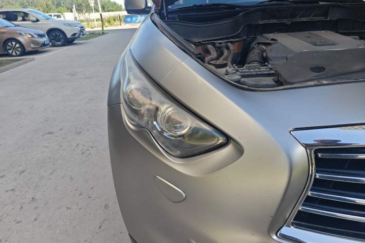 Used Infiniti QX70 2013 3.7L Standard Edition Right Front Headlight