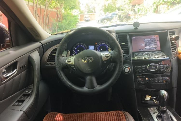Used Infiniti QX70 2013 3.7L Standard Edition Steering Wheel