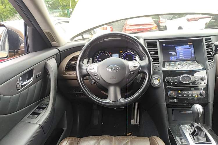 Used Infiniti QX70 2013 3.7L Supreme Edition Steering Wheel
