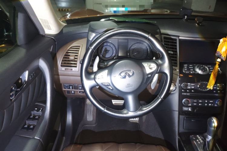 Used Infiniti QX70 2013 3.7L Standard Edition Steering Wheel