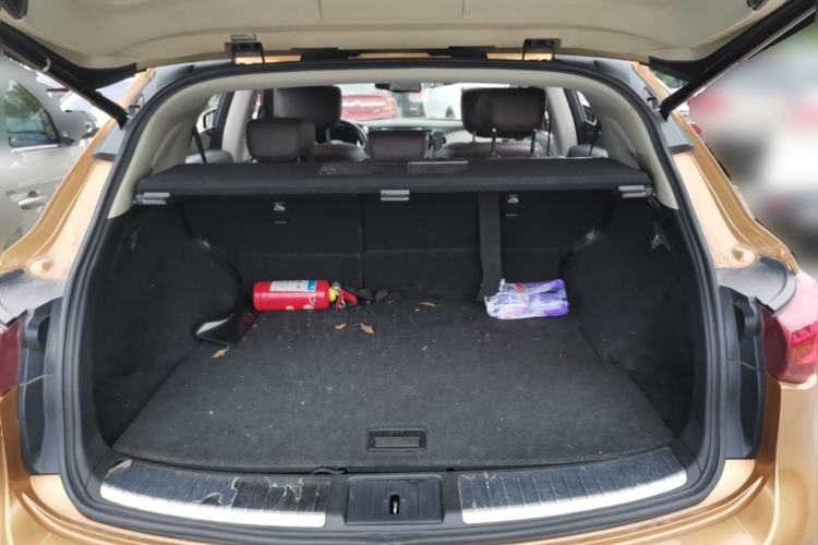 Used Infiniti QX70 2013 3.7L Supreme Edition Trunk