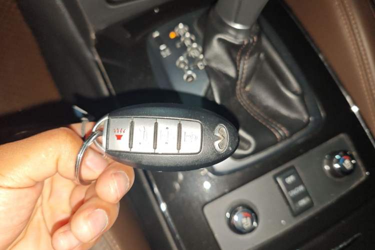 Used Infiniti QX70 2013 3.7L Standard Edition Vehicle Key