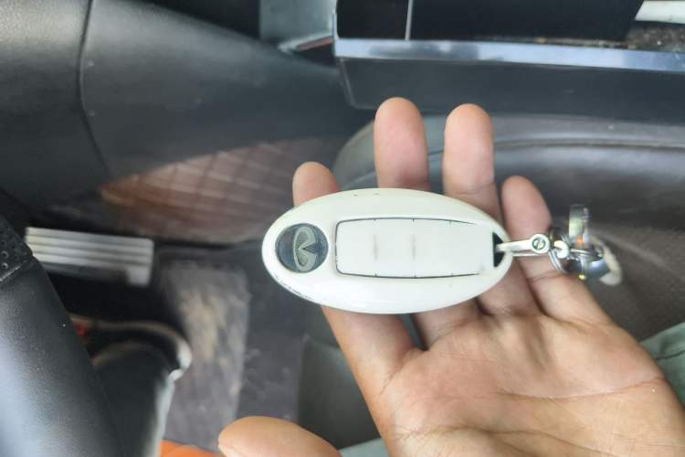 Used Infiniti QX70 2013 3.7L Standard Edition Vehicle Key