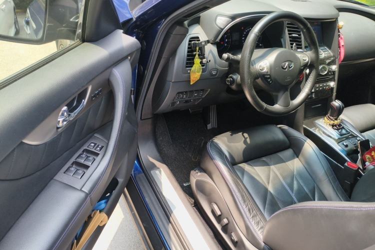Used Infiniti QX70 2015 3.7L Shadow Edition Driver Seat