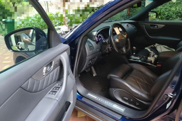 Used Infiniti QX70 2015 3.7L Shadow Edition Driver Seat
