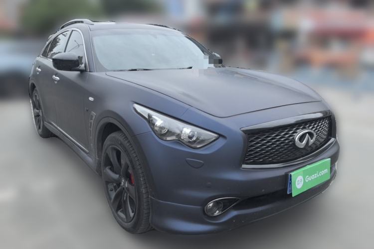 Used Infiniti QX70 2015 3.7L Shadow Edition Front Right 45 Deg