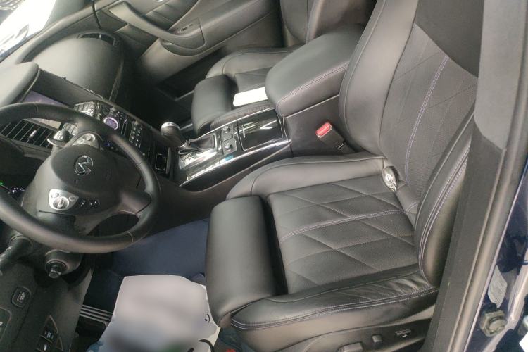 Used Infiniti QX70 2015 3.7L Shadow Edition Left Front Seat