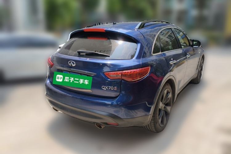 Used Infiniti QX70 2015 3.7L Shadow Edition Rear Right 45 Deg