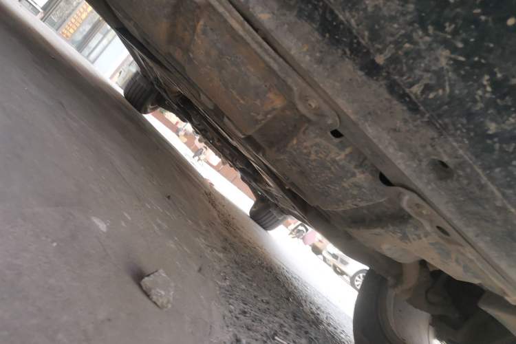 Used Infiniti QX70 2015 3.7L Shadow Edition Chassis Front