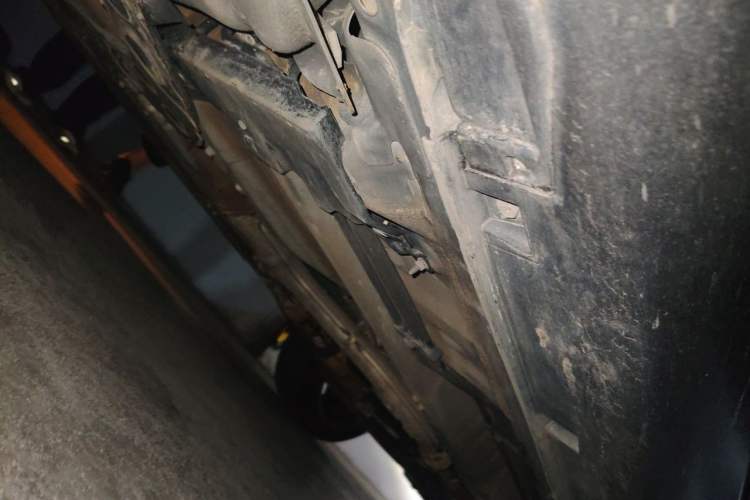 Used Infiniti QX70 2015 3.7L Shadow Edition Chassis Rear Right