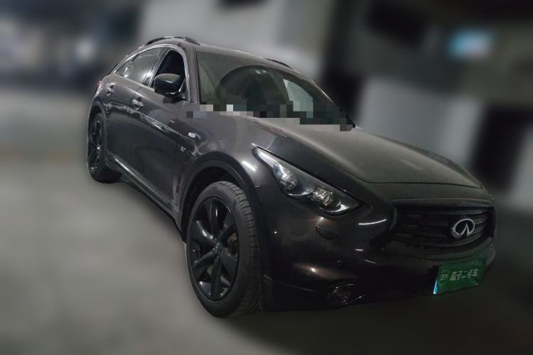 Used Infiniti QX70 2015 3.7L Shadow Edition Front Right 45 Deg