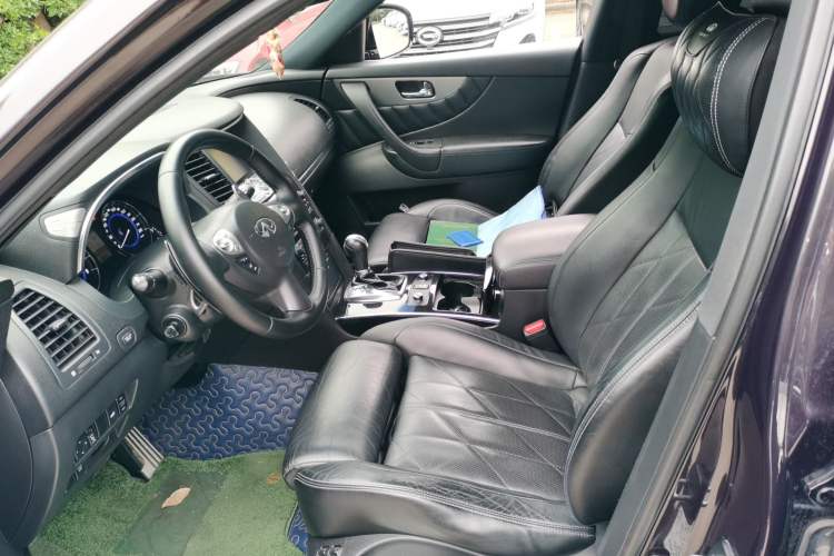 Used Infiniti QX70 2015 3.7L Shadow Edition Left Front Seat