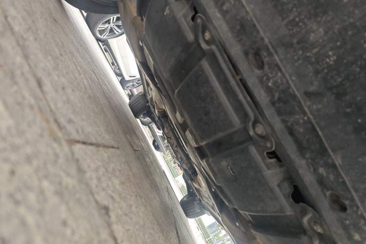 Used Infiniti QX70 2015 3.7L Shadow Edition Chassis Front