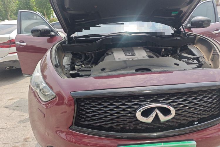 Used Infiniti QX70 2015 3.7L Shadow Edition Engine Bay Right