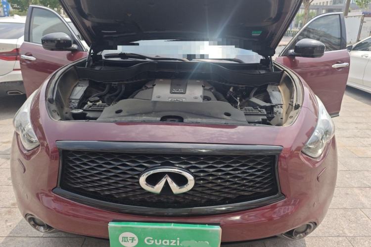 Used Infiniti QX70 2015 3.7L Shadow Edition Engine Bay