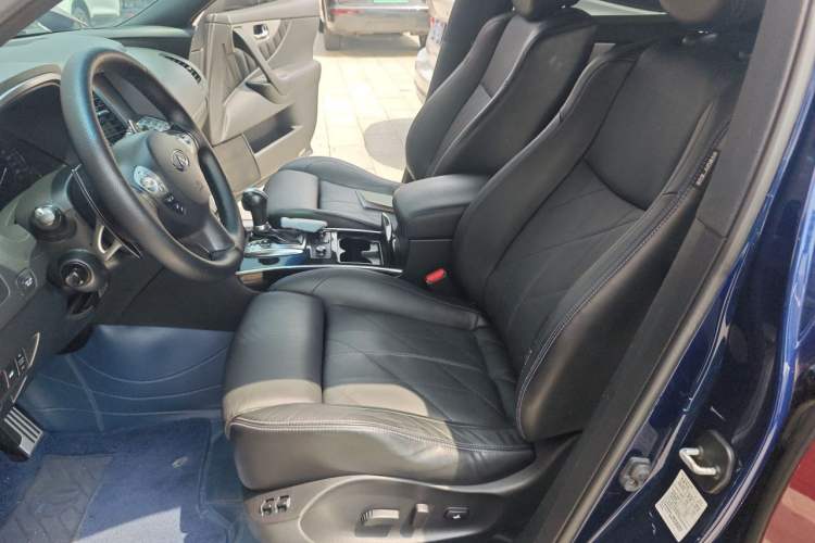 Used Infiniti QX70 2015 3.7L Shadow Edition Left Front Seat