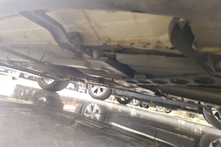 Used Infiniti QX70 2015 3.7L Shadow Edition Chassis Rear Left