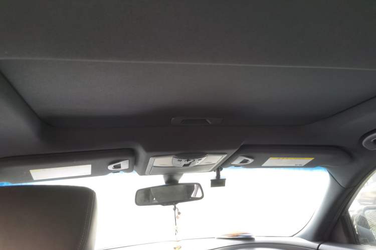 Used Infiniti QX70 2015 3.7L Shadow Edition Headliner