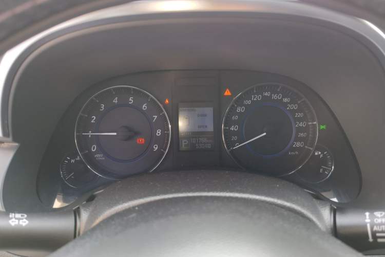 Used Infiniti QX70 2015 3.7L Shadow Edition Instrument Cluster