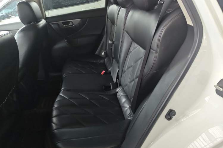 Used Infiniti QX70 2015 3.7L Shadow Edition Left Rear Seat