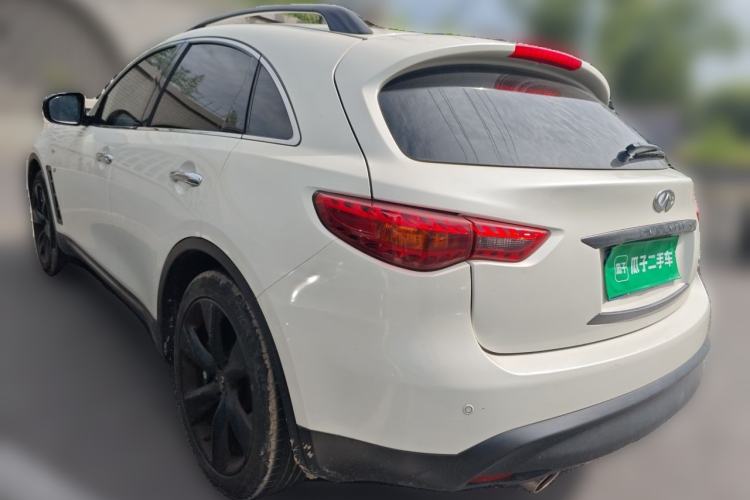 Used Infiniti QX70 2015 3.7L Shadow Edition Rear Left 45 Deg