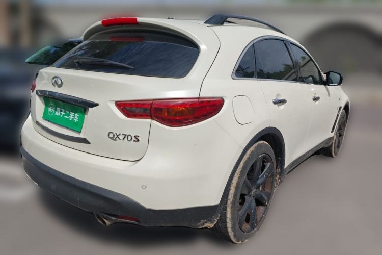 Used Infiniti QX70 2015 3.7L Shadow Edition Rear Right 45 Deg