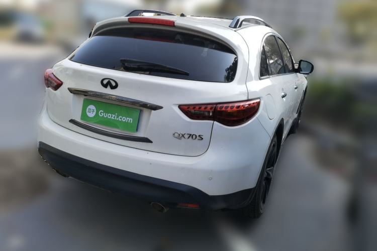 Used Infiniti QX70 2015 3.7L Shadow Edition Rear Right 45 Deg