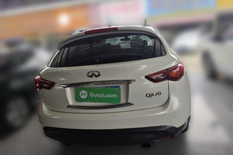 Used Infiniti QX70 2015 3.7L Shadow Edition Rear