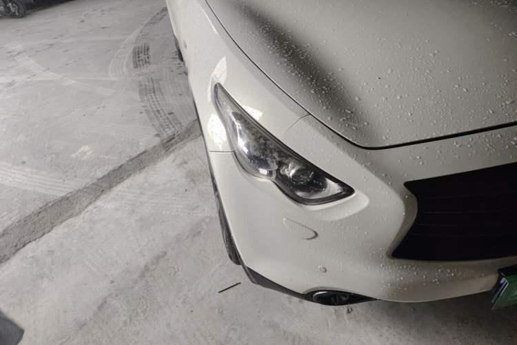 Used Infiniti QX70 2015 3.7L Shadow Edition Right Front Headlight