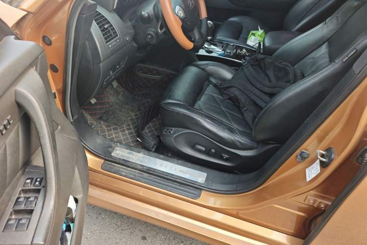 Used Infiniti QX70 2015 3.7L Shadow Edition Driver Seat
