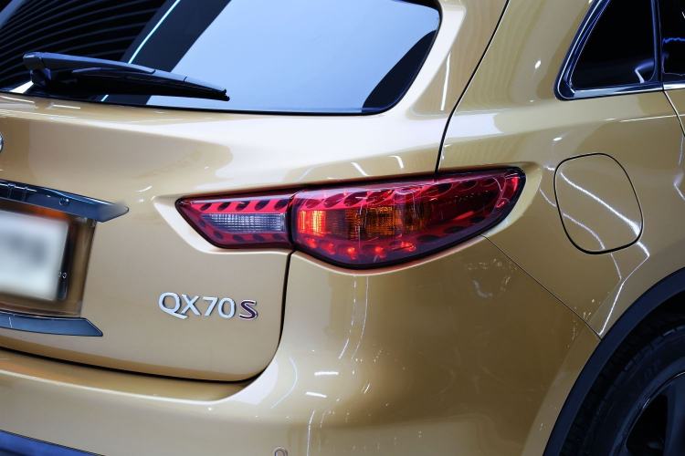 Used Infiniti QX70 2015 3.7L Shadow Edition Exterior 13
