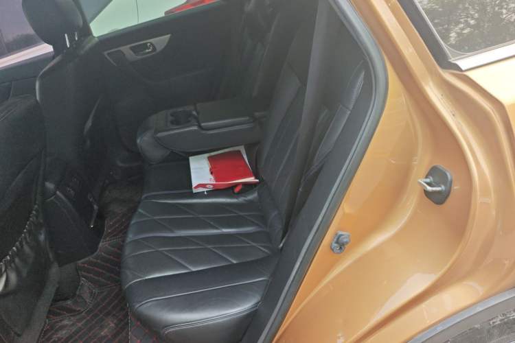 Used Infiniti QX70 2015 3.7L Shadow Edition Left Rear Seat