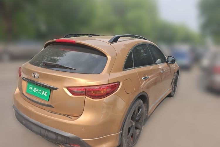 Used Infiniti QX70 2015 3.7L Shadow Edition Rear Right 45 Deg