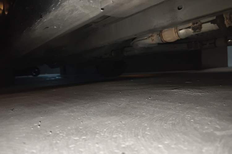 Used Infiniti QX70  Chassis Front Right