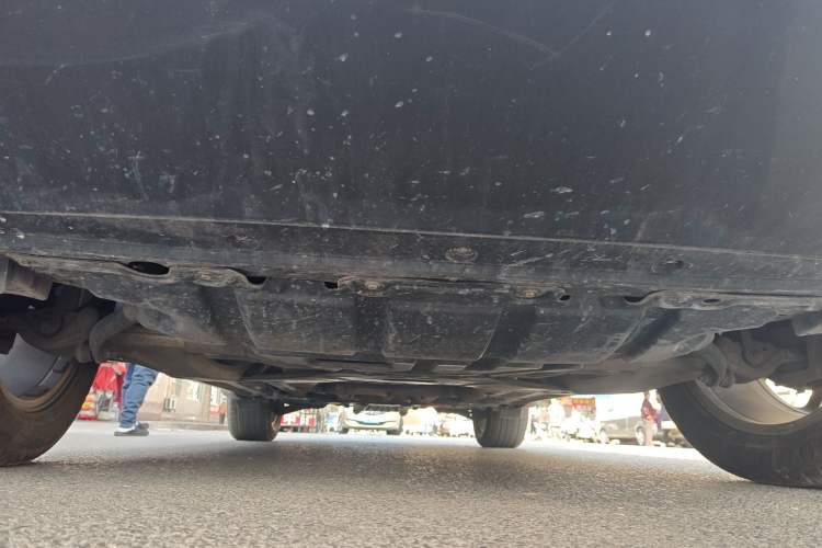 Used Infiniti QX70  Chassis Front