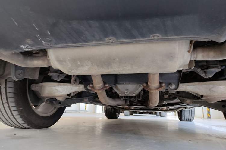 Used Infiniti QX70  Chassis Rear