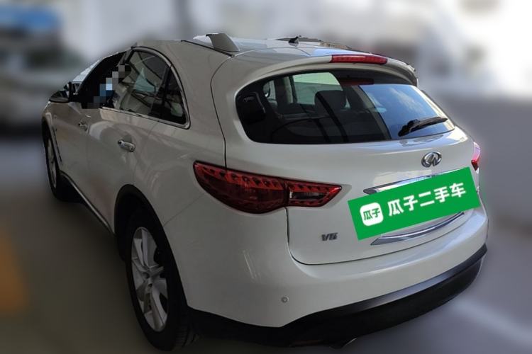 Used Infiniti QX70  Rear Left 45 Deg