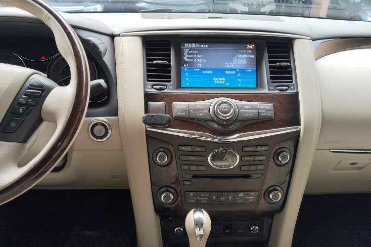 Used Infiniti QX80 2013 5.6L 4WD Audio And AC Panel