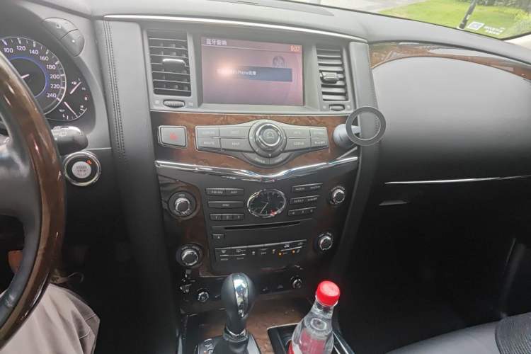 Used Infiniti QX80 2013 5.6L 4WD Audio And AC Panel