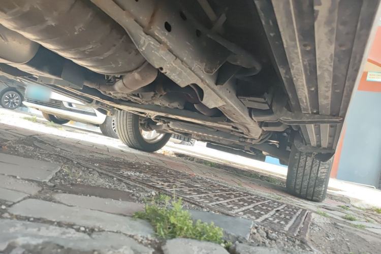 Used Infiniti QX80 2013 5.6L 4WD Chassis Rear Right