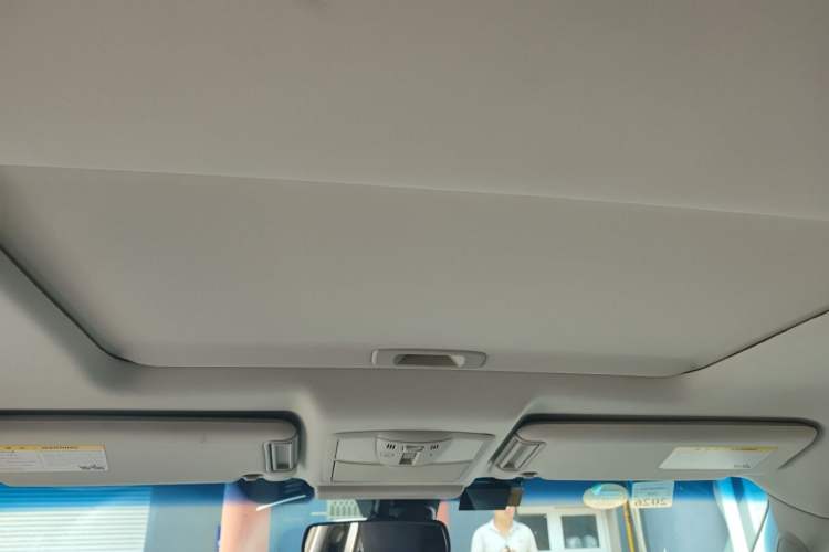 Used Infiniti QX80 2013 5.6L 4WD Headliner