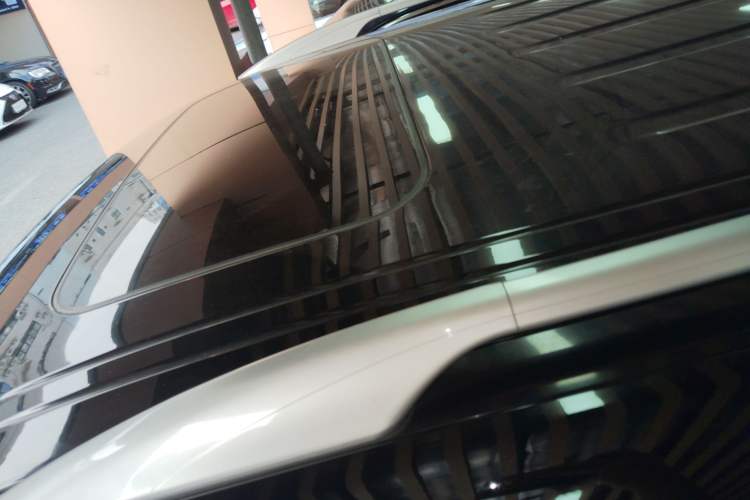 Used Infiniti QX80 2013 5.6L 4WD Roof