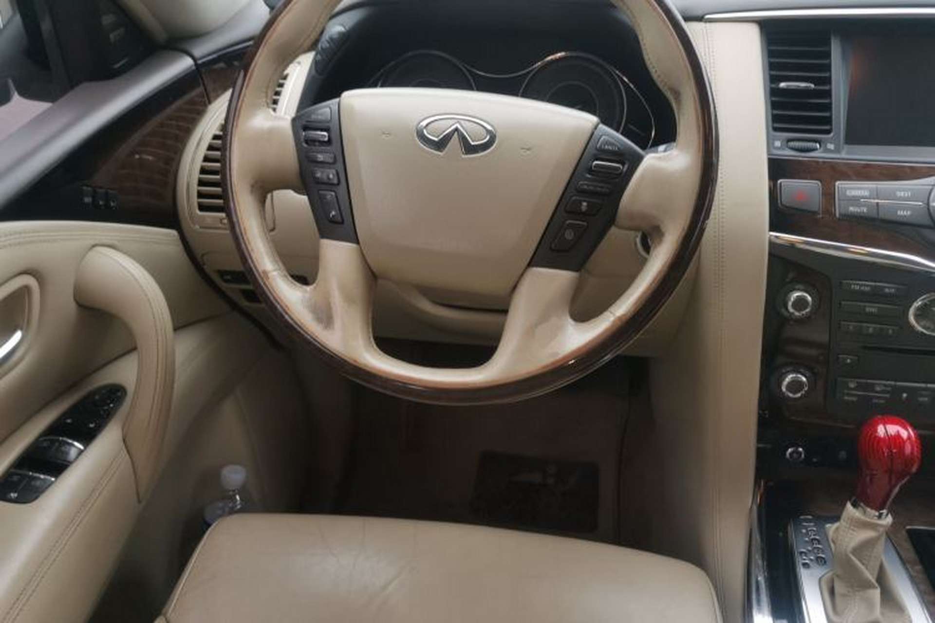 Used Infiniti QX80 2013 5.6L 4WD Steering Wheel